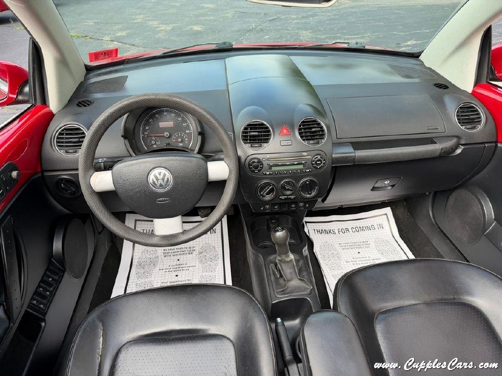 Volkswagen New Beetle  2006