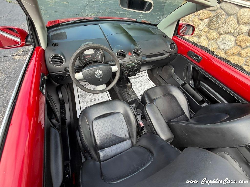 Volkswagen New Beetle  2006