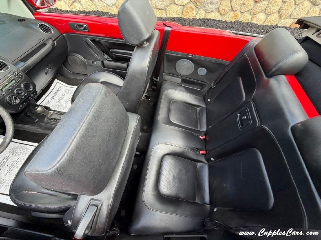 Volkswagen New Beetle  2006