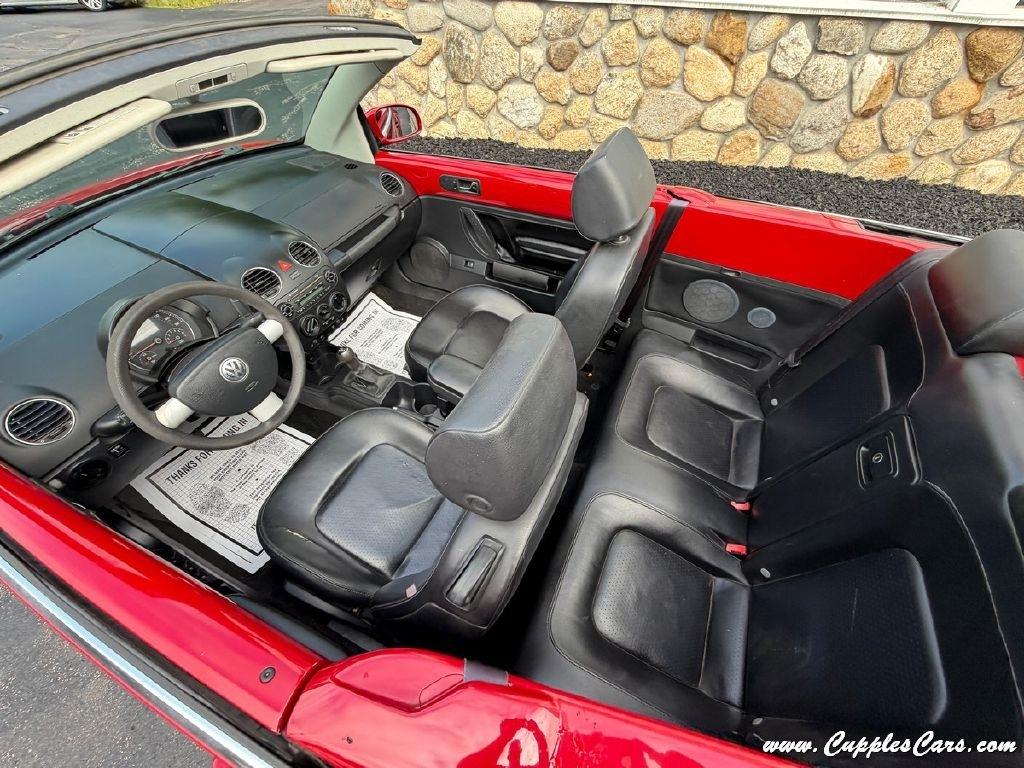 Volkswagen New Beetle  2006