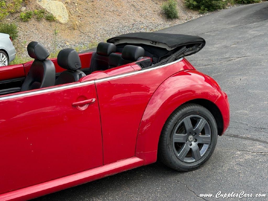 Volkswagen New Beetle  2006
