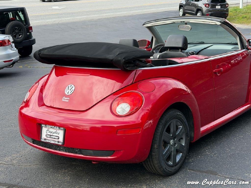 Volkswagen New Beetle  2006