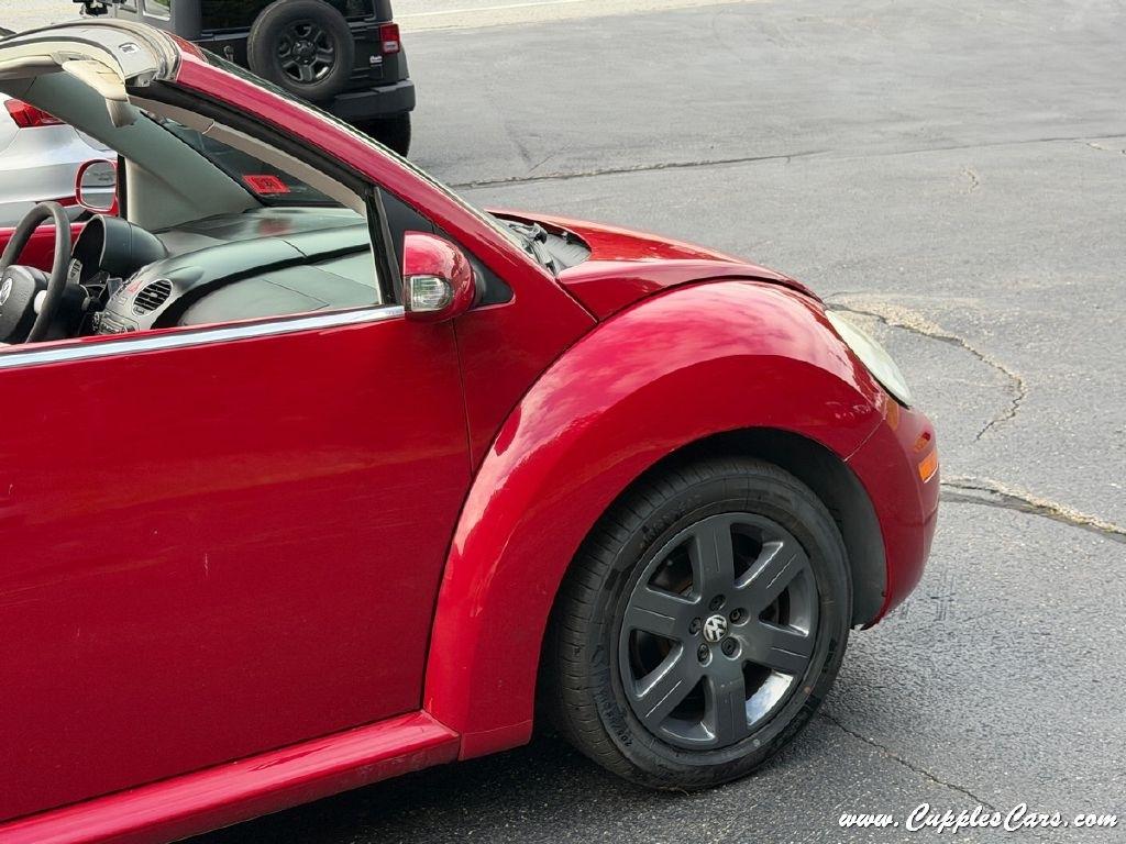 Volkswagen New Beetle  2006