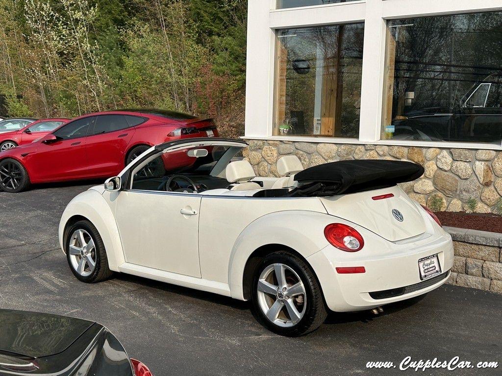 Volkswagen New Beetle  2007