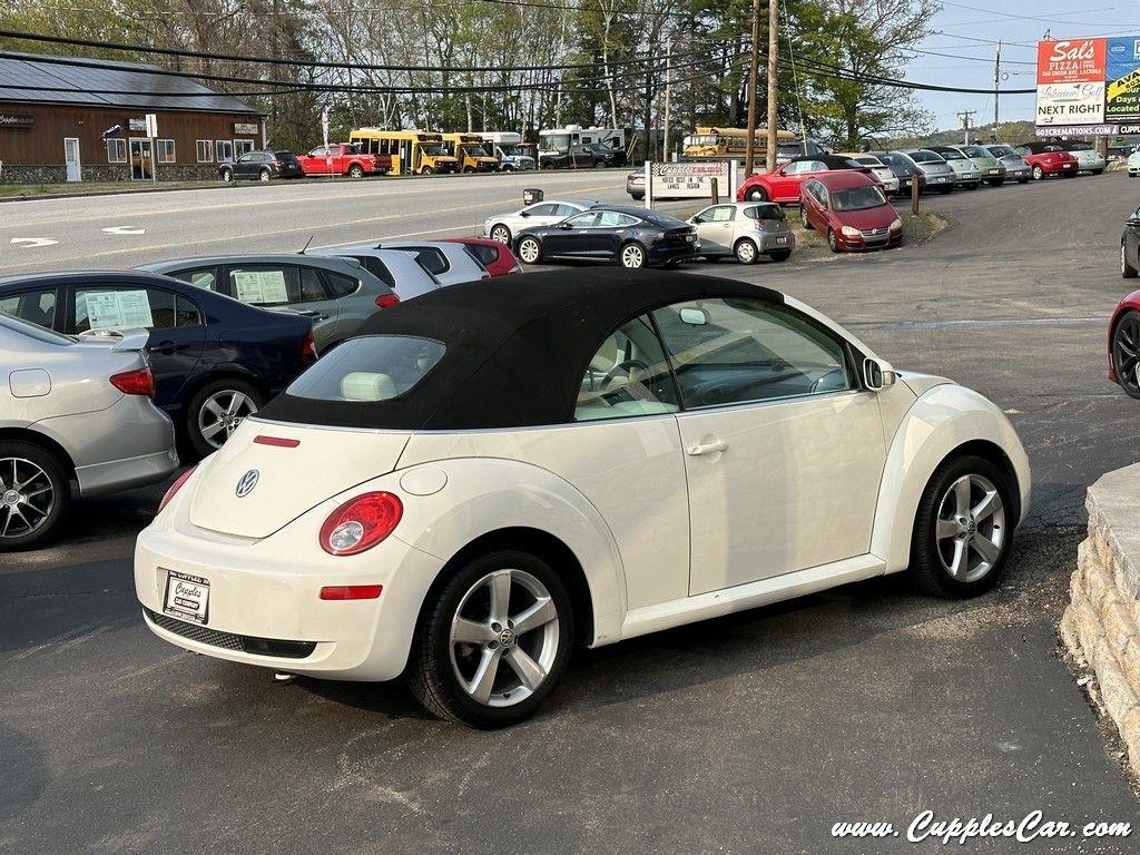 Volkswagen New Beetle  2007