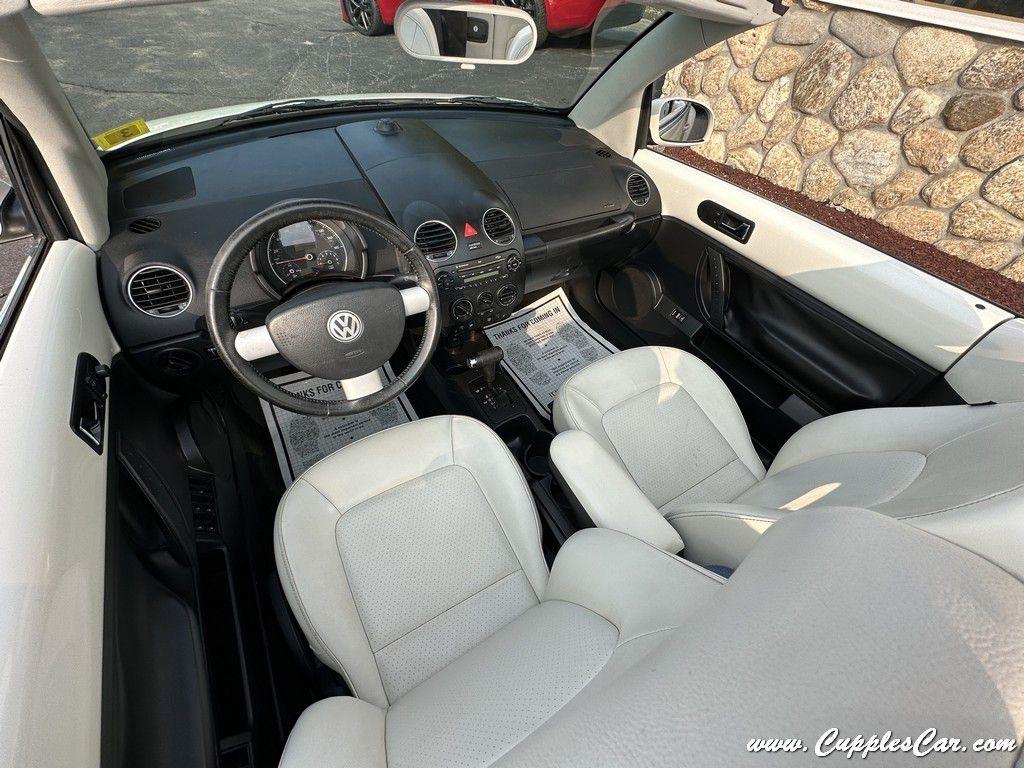 Volkswagen New Beetle  2007