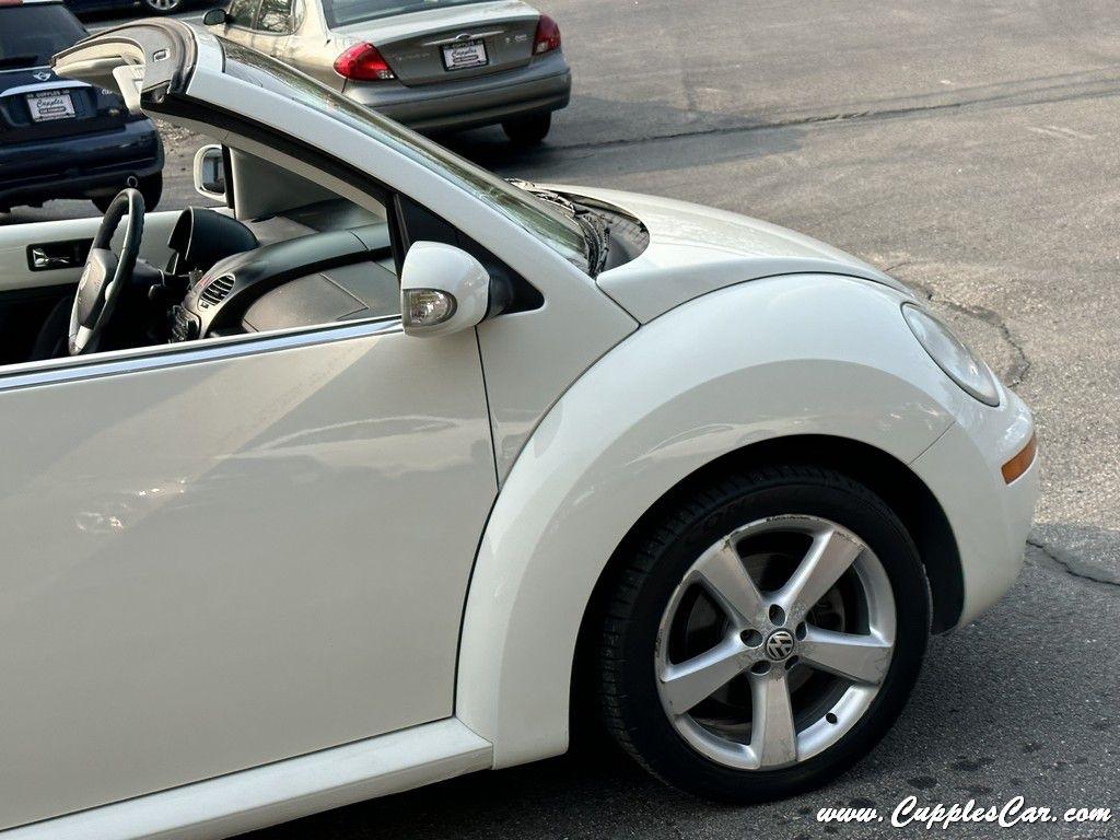 Volkswagen New Beetle  2007