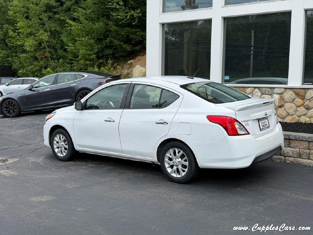 Nissan Versa  2018