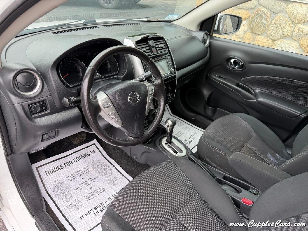Nissan Versa  2018