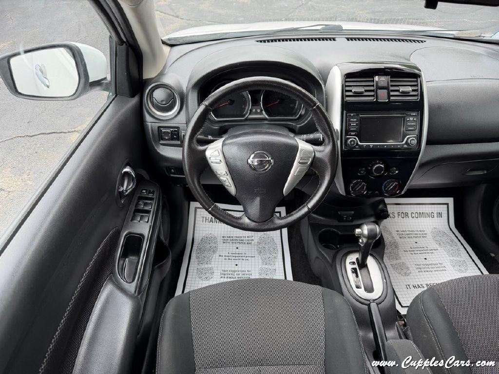 Nissan Versa  2018