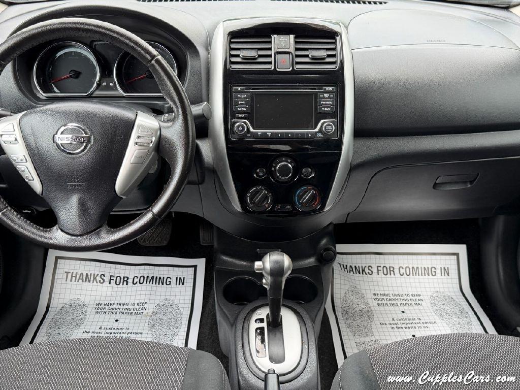Nissan Versa  2018