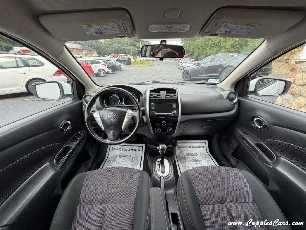 Nissan Versa  2018