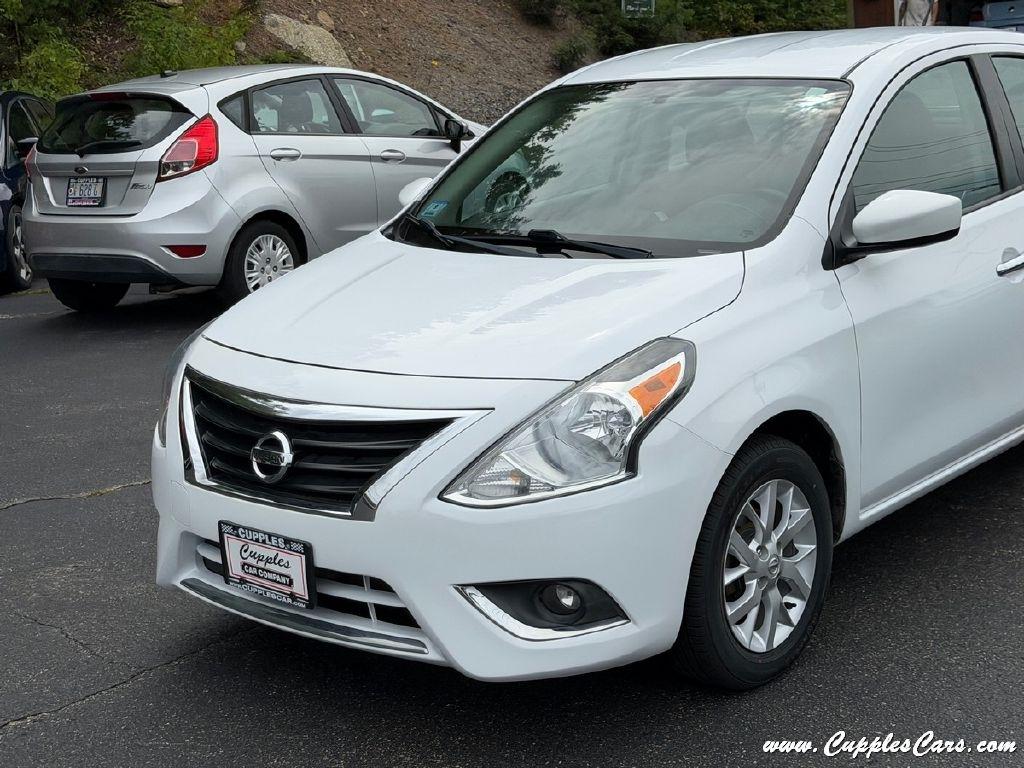 Nissan Versa  2018
