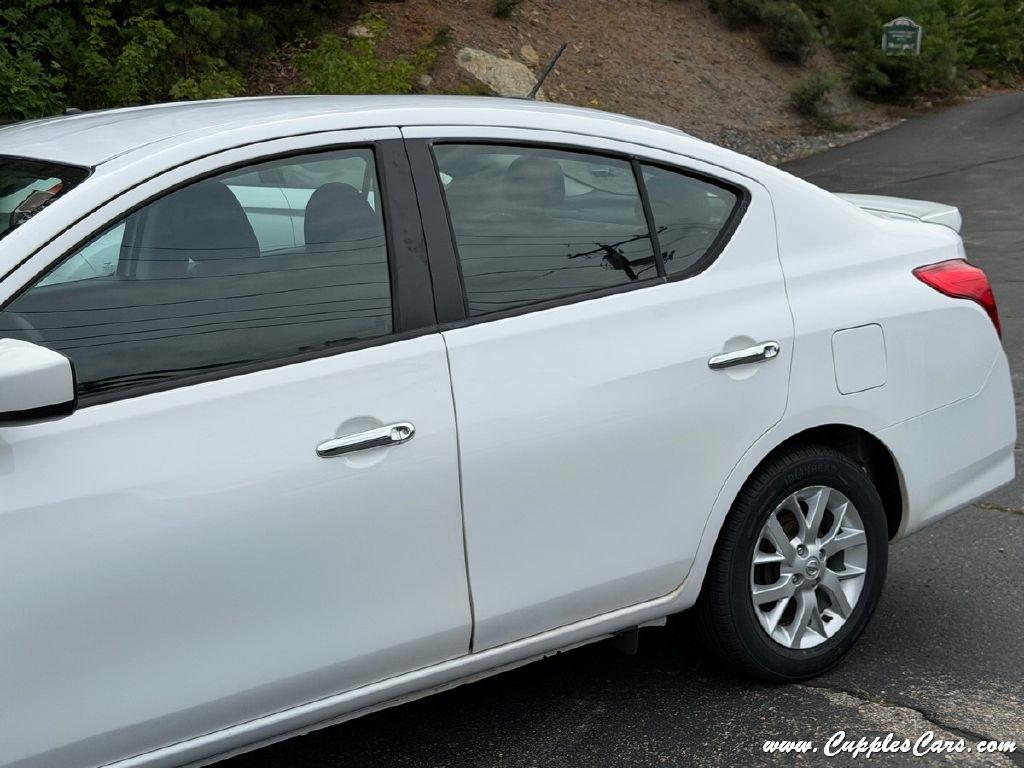 Nissan Versa  2018