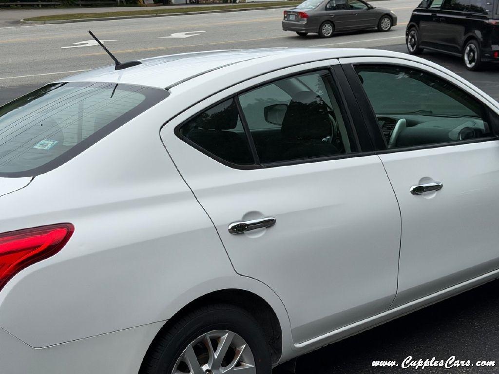 Nissan Versa  2018