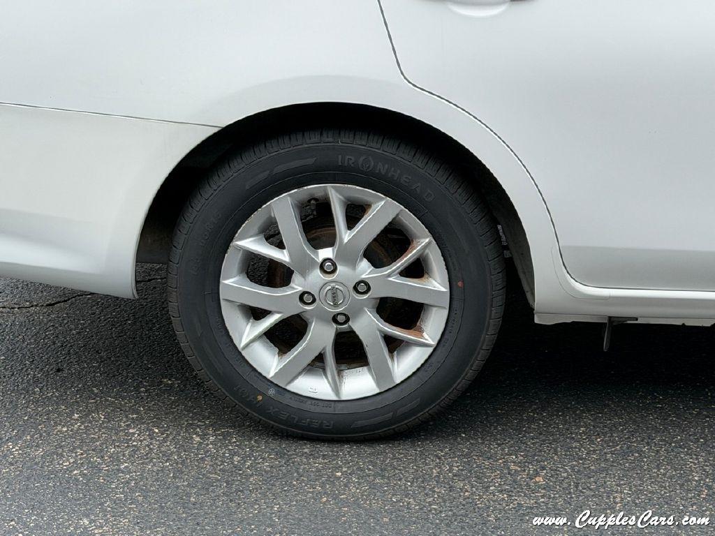 Nissan Versa  2018