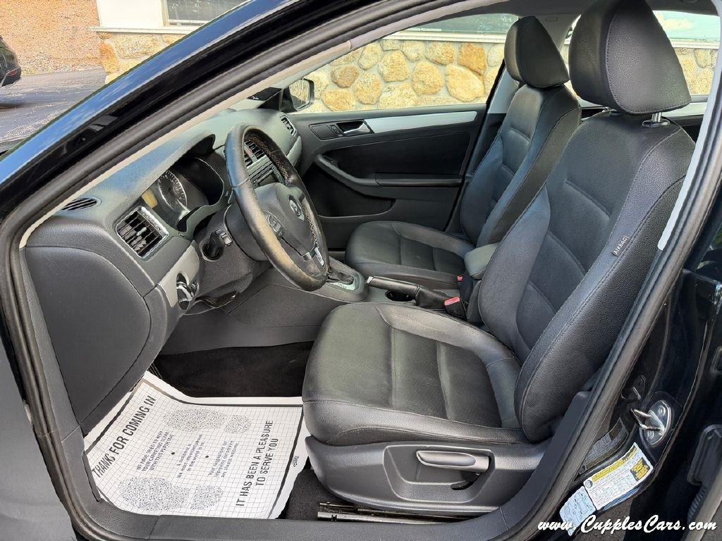Volkswagen Jetta  2012