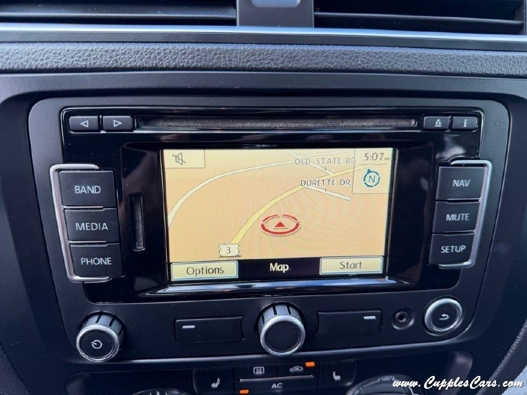 Volkswagen Jetta  2012