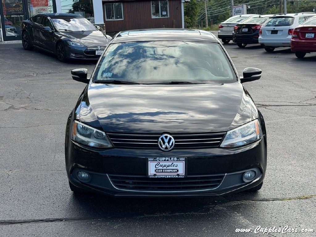 Volkswagen Jetta  2012