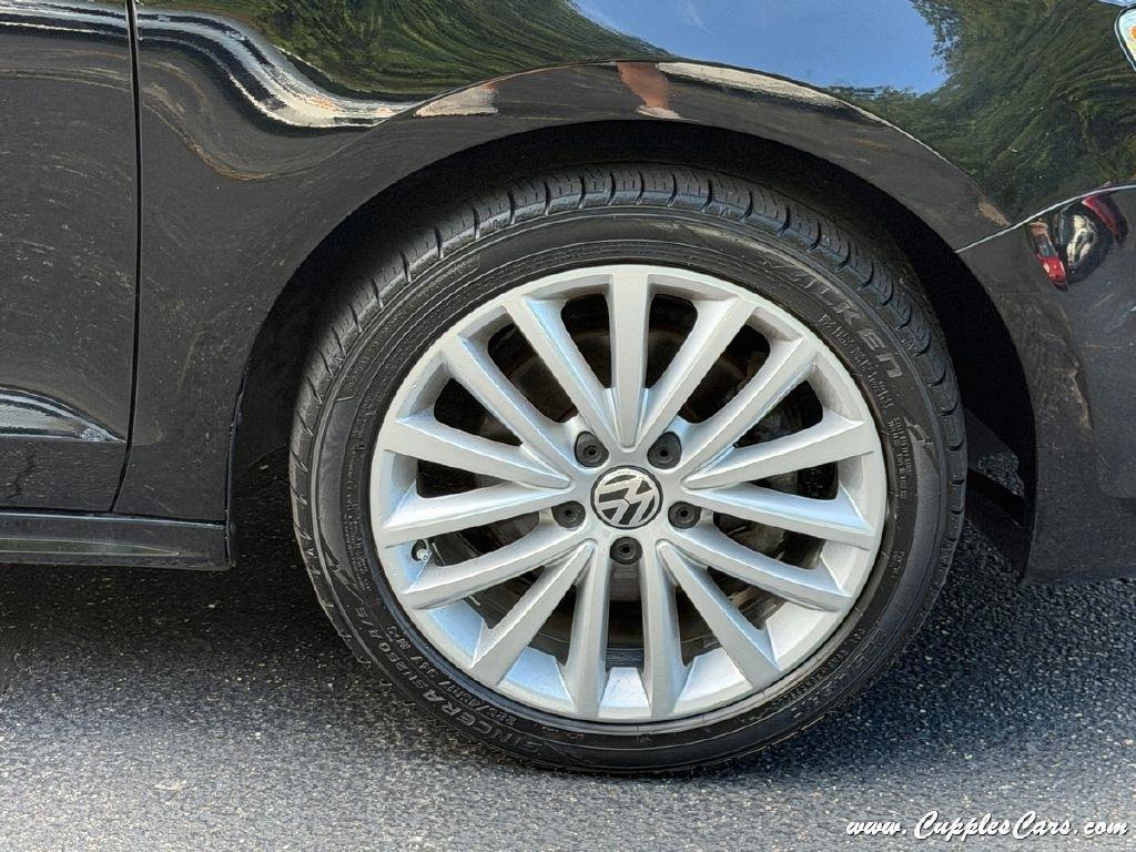 Volkswagen Jetta  2012