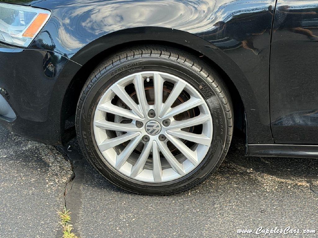 Volkswagen Jetta  2012
