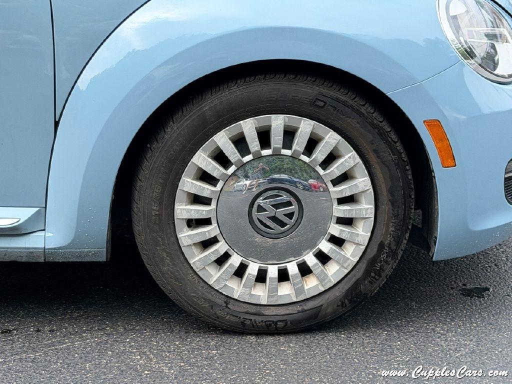 Volkswagen Beetle  2015