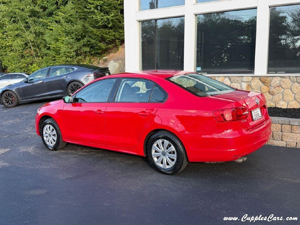 Volkswagen Jetta  2014