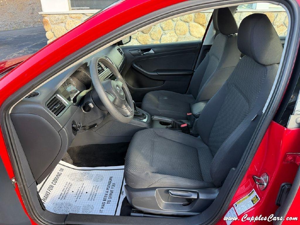 Volkswagen Jetta  2014