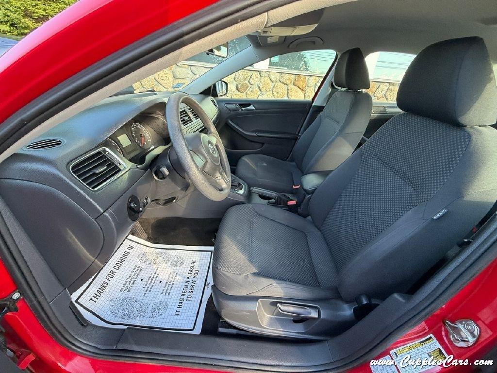 Volkswagen Jetta  2014