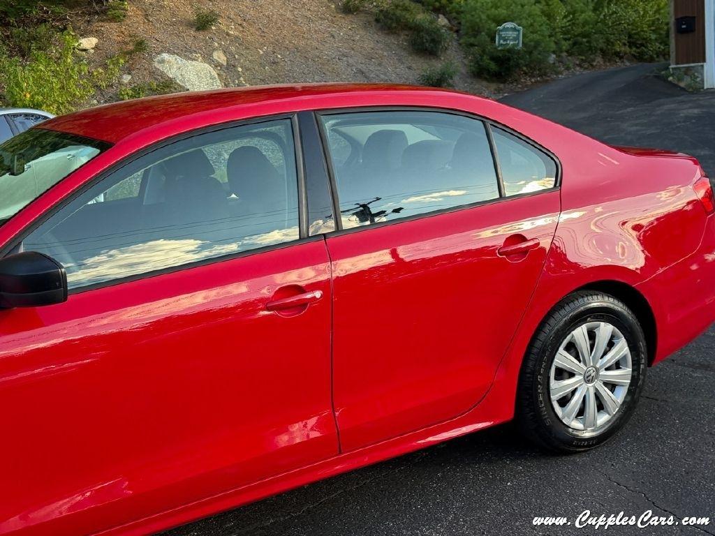 Volkswagen Jetta  2014