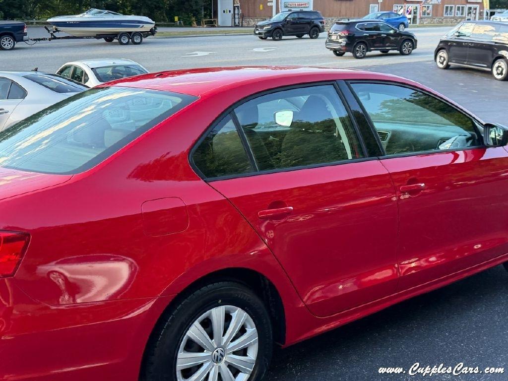 Volkswagen Jetta  2014