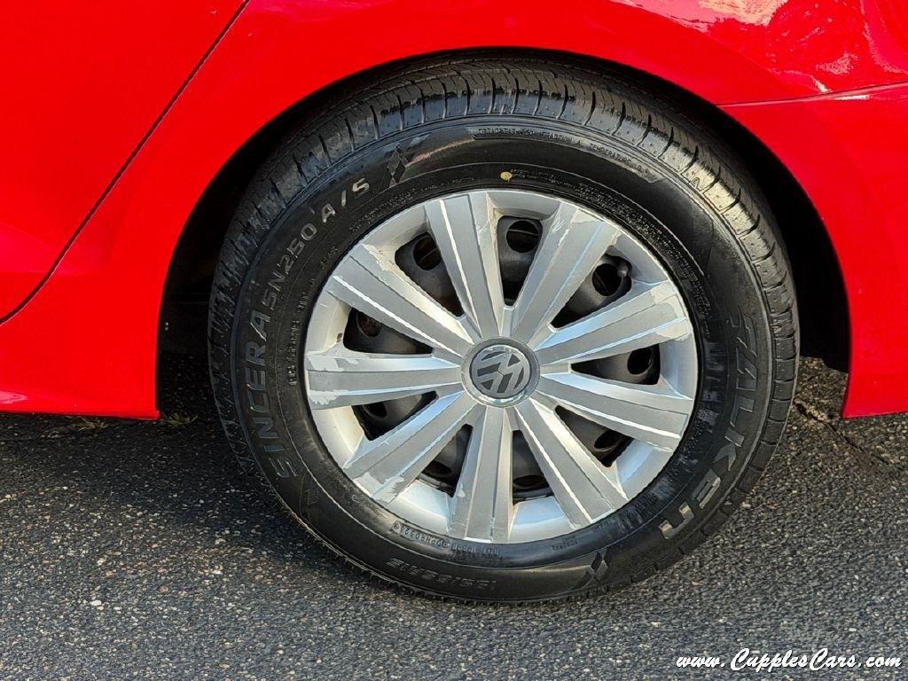Volkswagen Jetta  2014