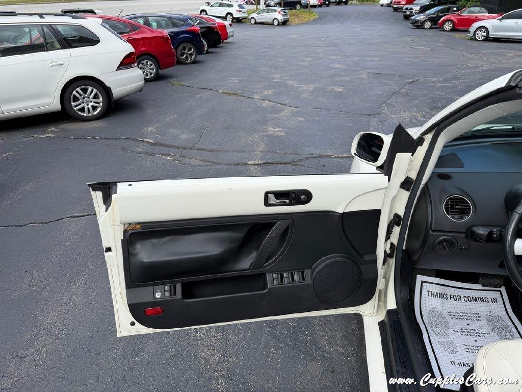 Volkswagen New Beetle  2007