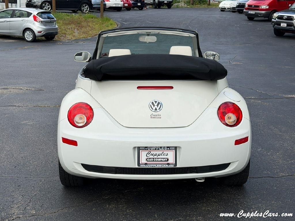 Volkswagen New Beetle  2007