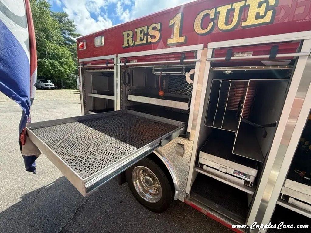 Ford F-550  2003
