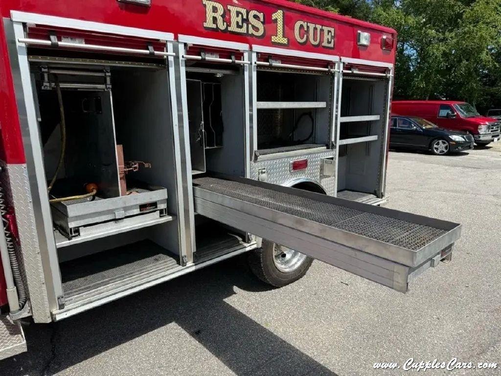 Ford F-550  2003
