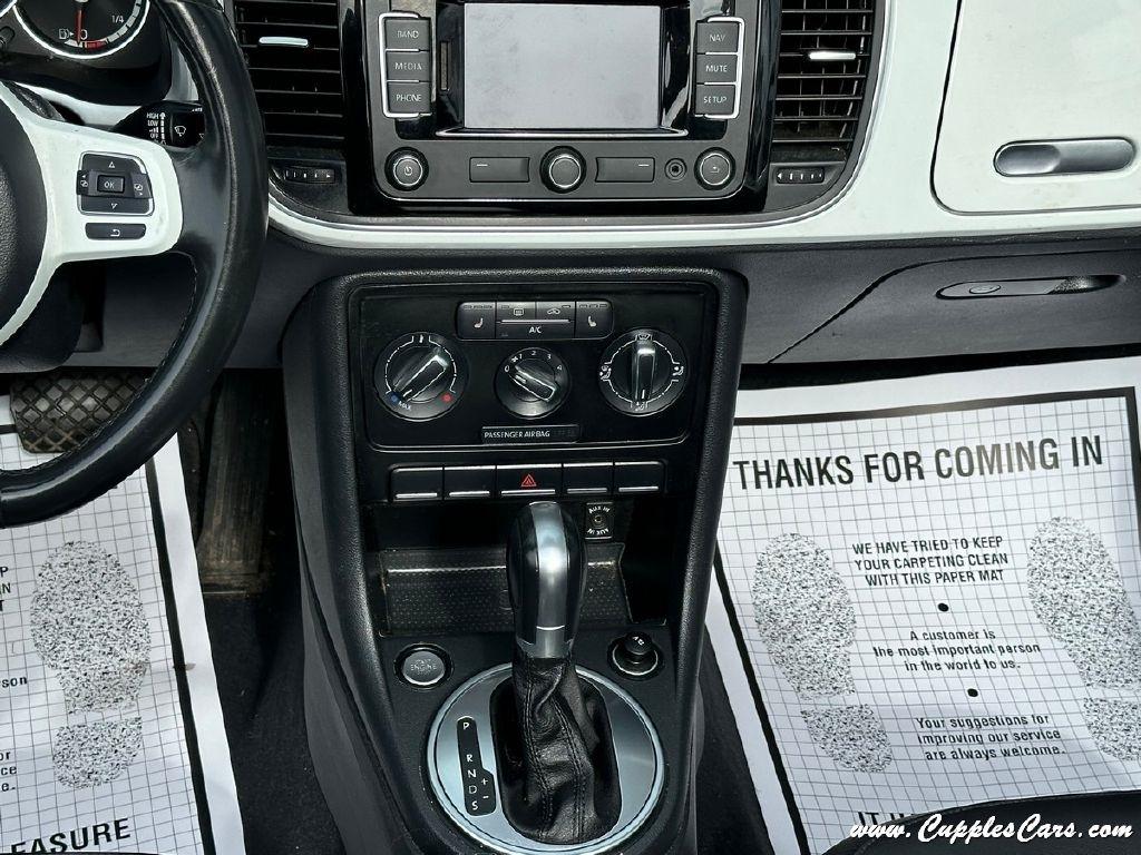 Volkswagen Beetle  2015