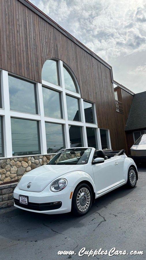 Volkswagen Beetle  2015