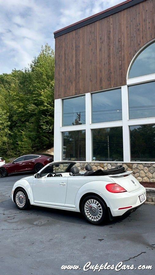 Volkswagen Beetle  2015
