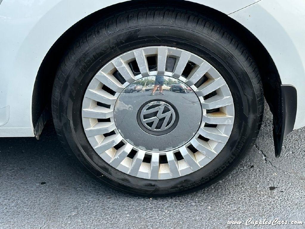 Volkswagen Beetle  2015