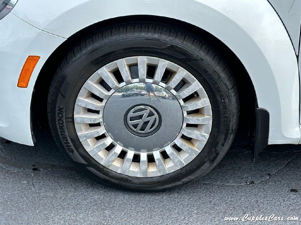 Volkswagen Beetle  2015