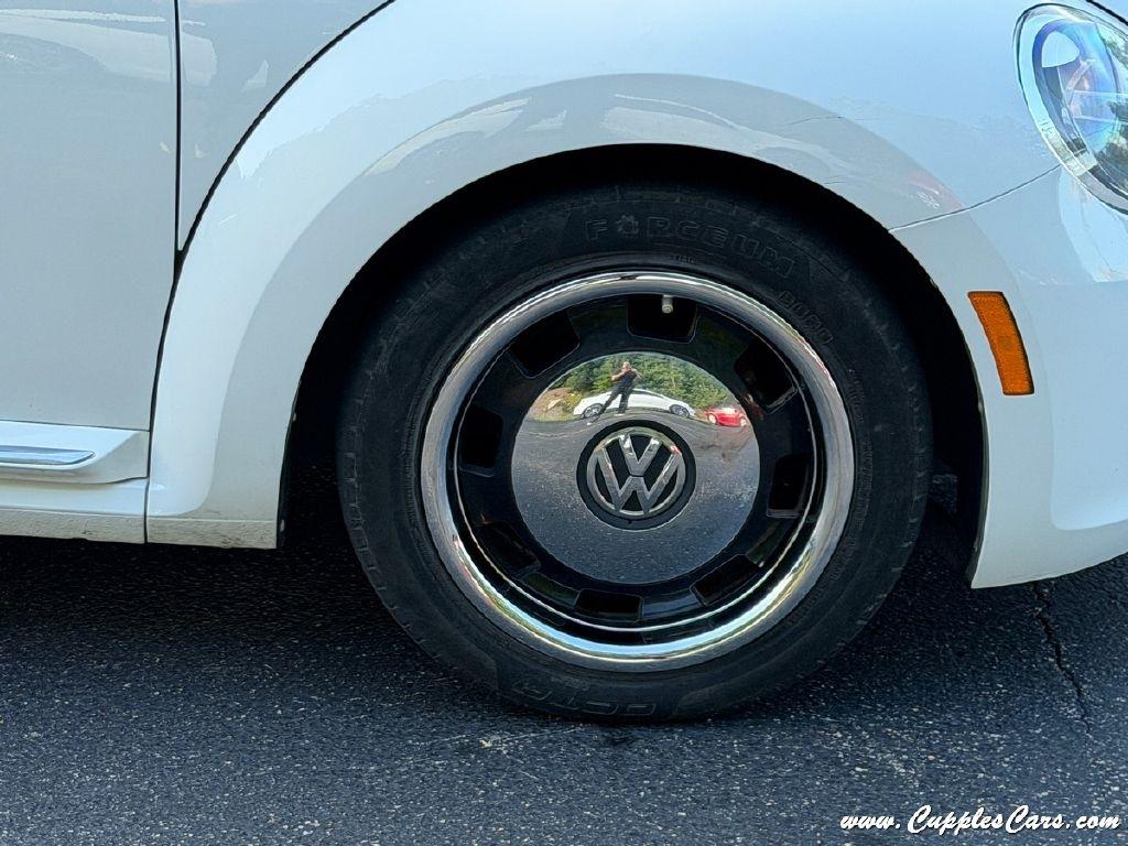 Volkswagen Beetle  2015