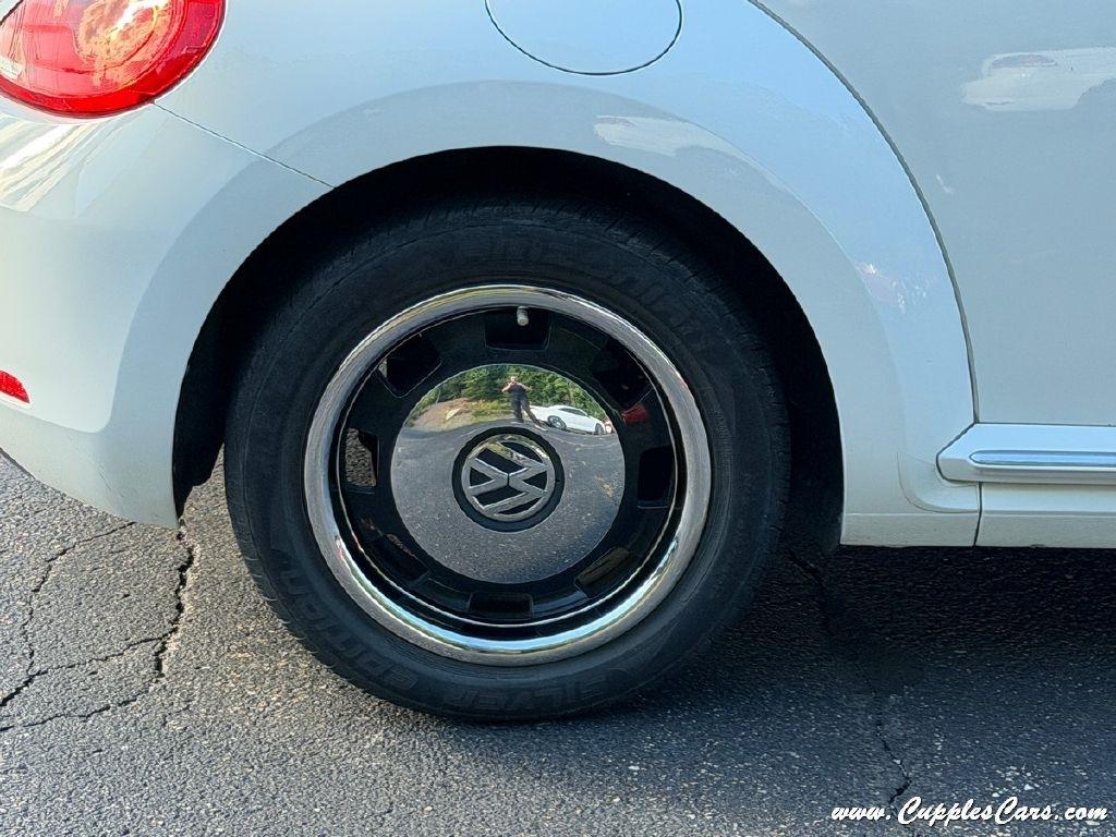 Volkswagen Beetle  2015