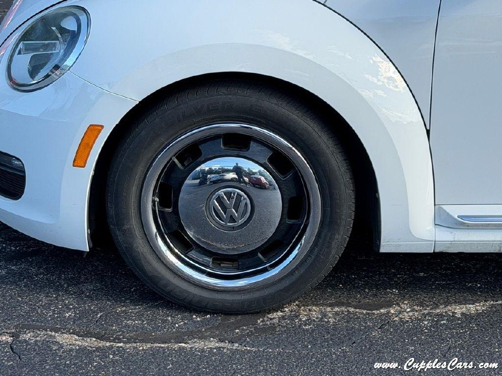 Volkswagen Beetle  2015