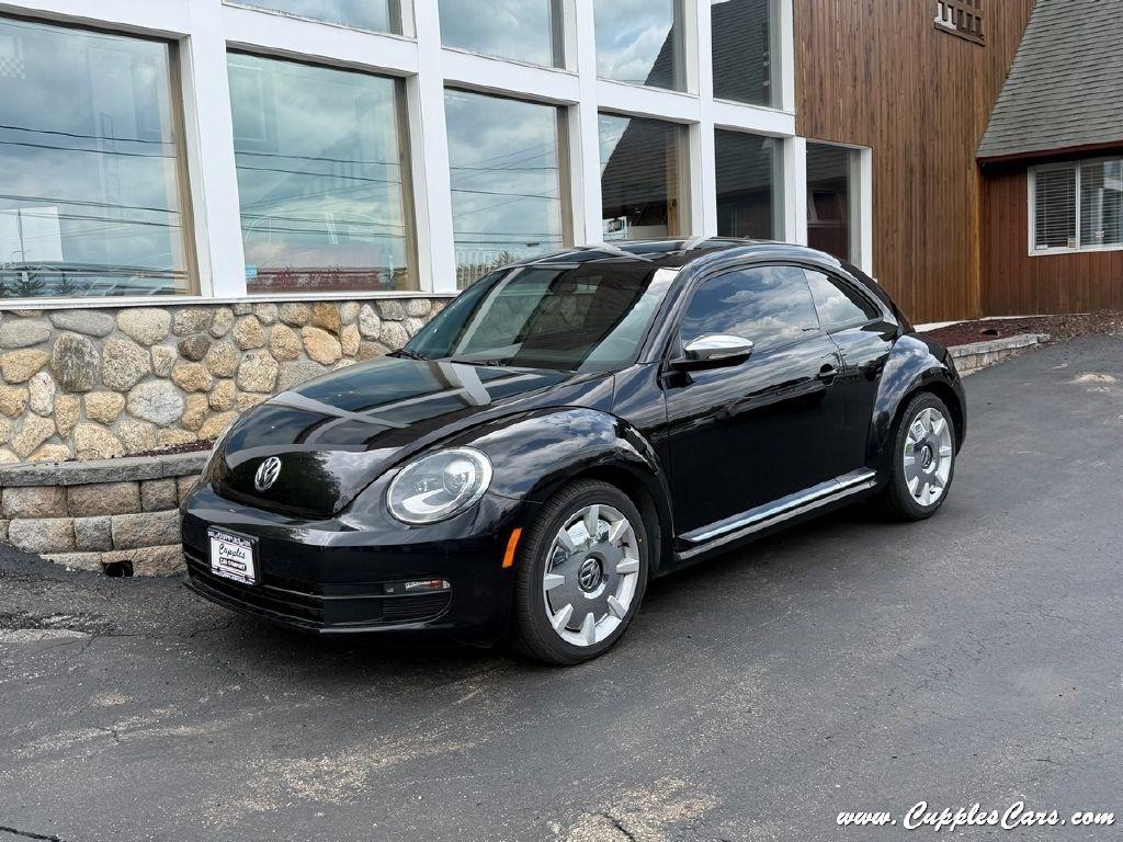 2013 Volkswagen Beetle TURBO FENDER EDITION