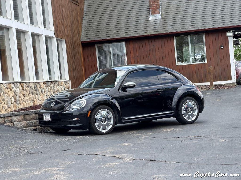 Volkswagen Beetle  2013