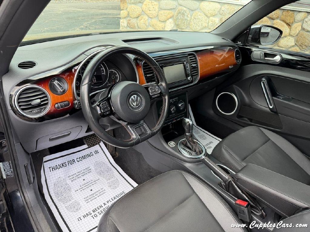 Volkswagen Beetle  2013