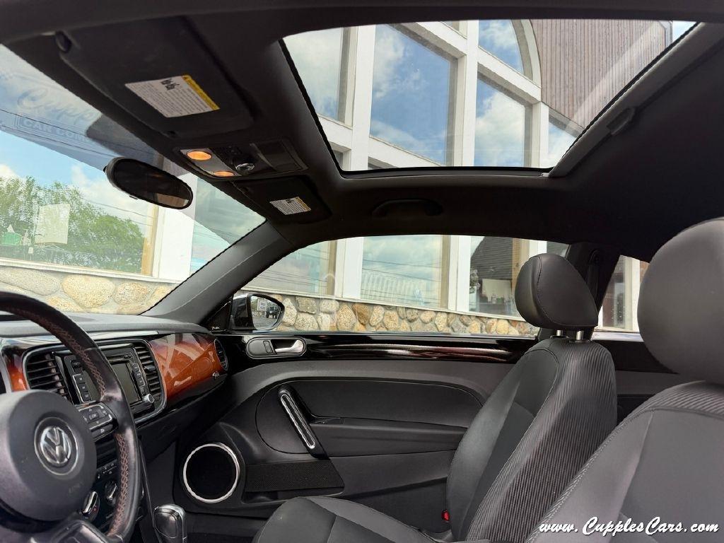 Volkswagen Beetle  2013