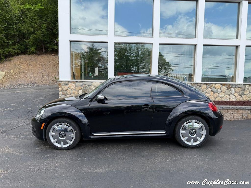 Volkswagen Beetle  2013