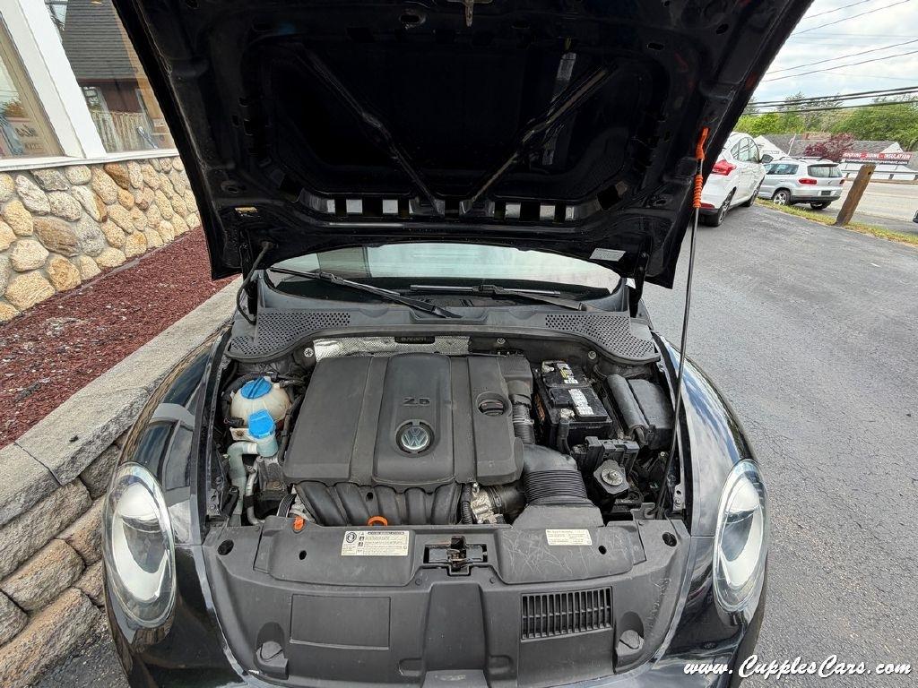 Volkswagen Beetle  2013